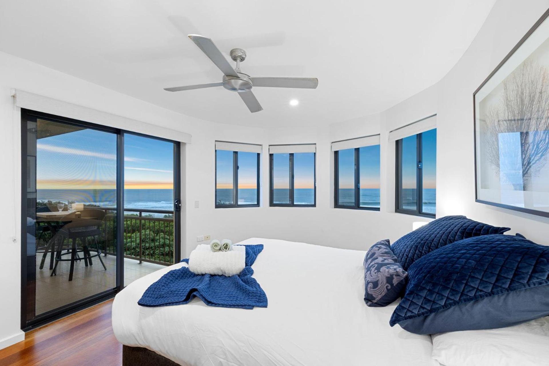 Shoreline 9 Penthouse With Ocean Views 헤이스팅스 포인트 외부 사진
