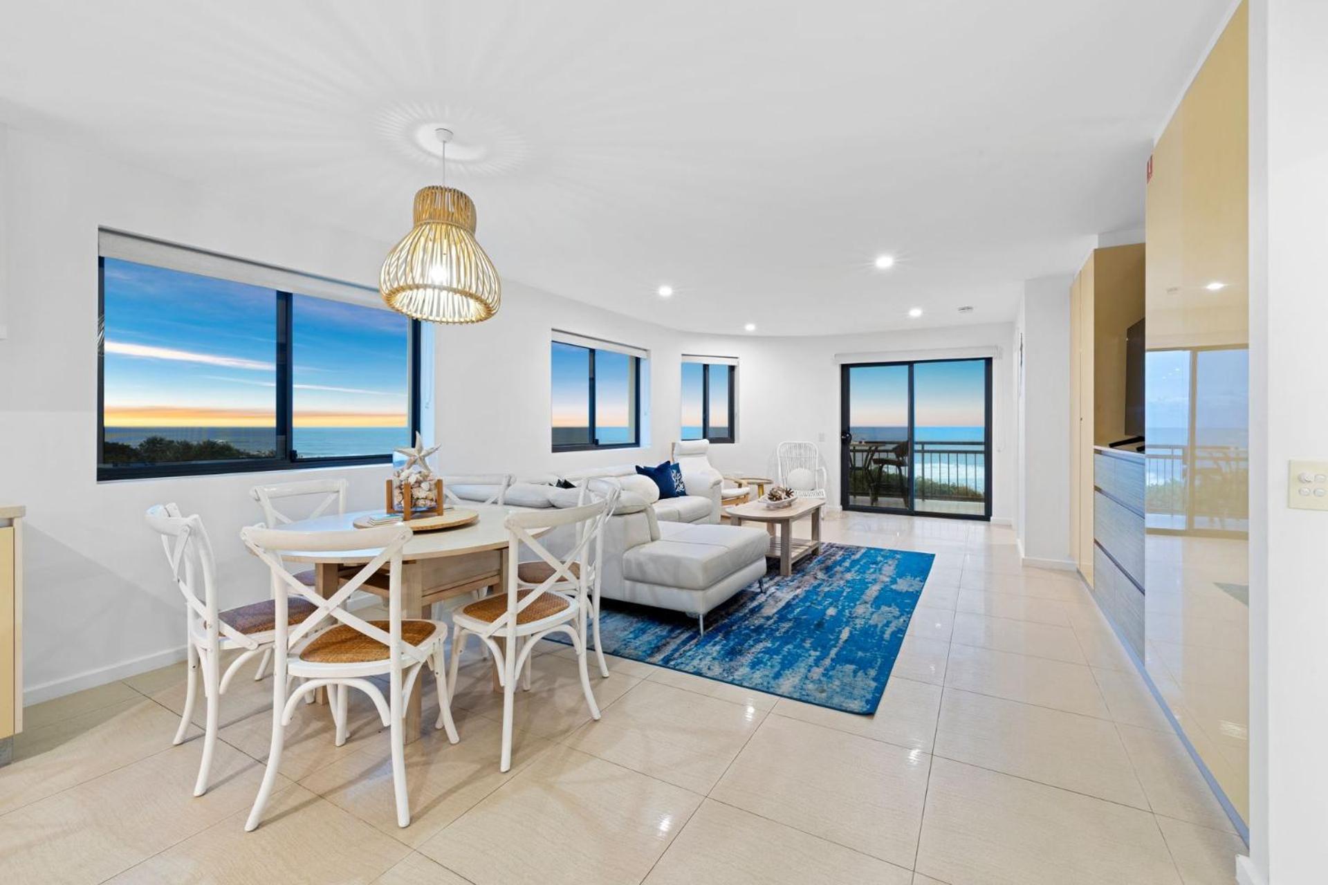 Shoreline 9 Penthouse With Ocean Views 헤이스팅스 포인트 외부 사진